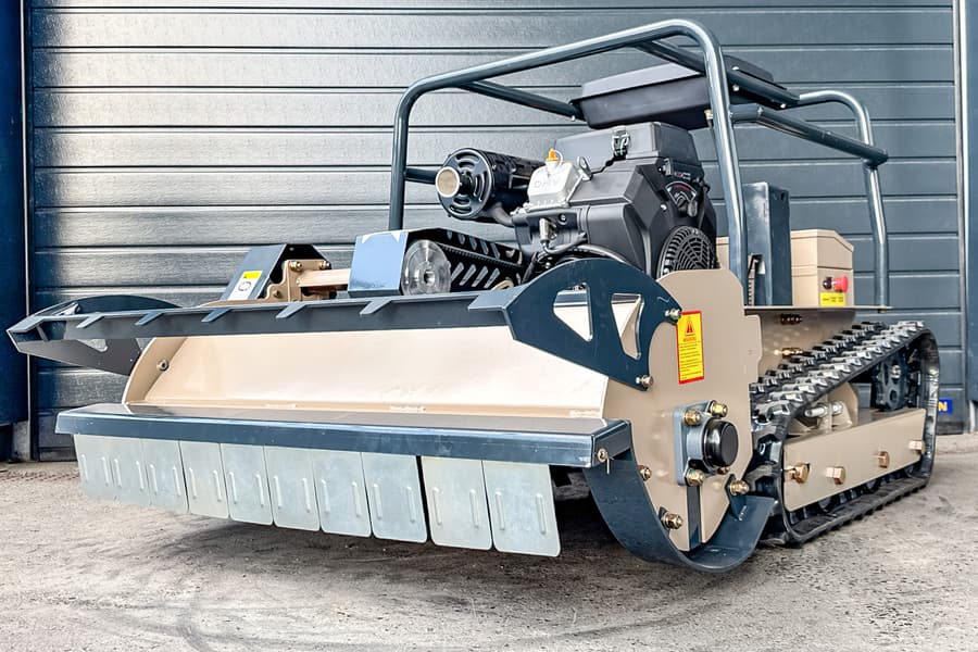 Ferngesteuerte Schlegelmähraupe Vario Tech VT-MR1000-28PS
